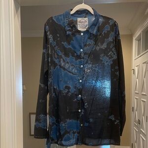 Auntie Oli Blue and Black Tie-Dye shirt